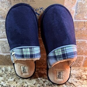 Place Navy Slippers with Plaid Interior
